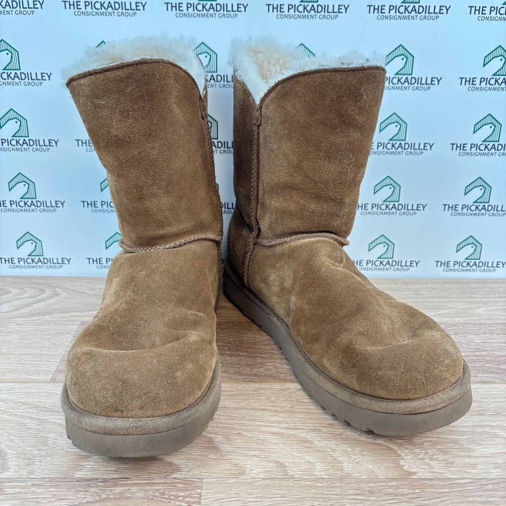 UGG Women's Arielle Chestnut Suede Sheepskin Bow Ankle Boots Size 11